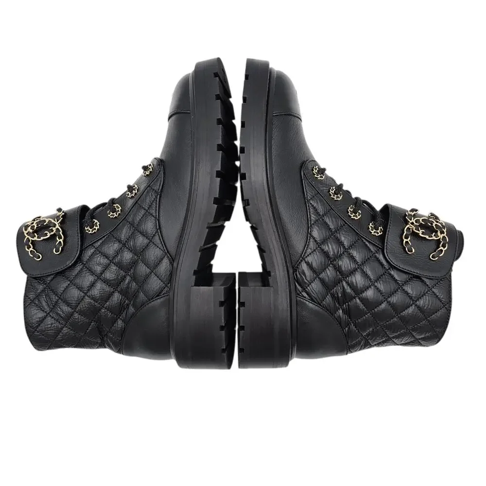 Chanel CC Chain Black Quilted Leather Combat Short Boot Lace Up Size 39 8 8.5
